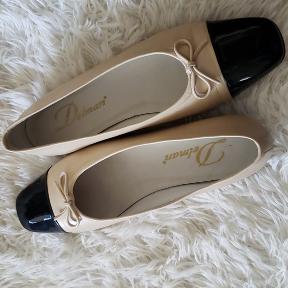 Delman beige/black Leather Cap Toe Ballet Flats Size 9 - Picture 4 of 8